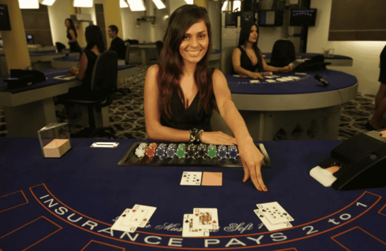 Live Dealer Casino Online Super Canggih 24Jam Nonstop